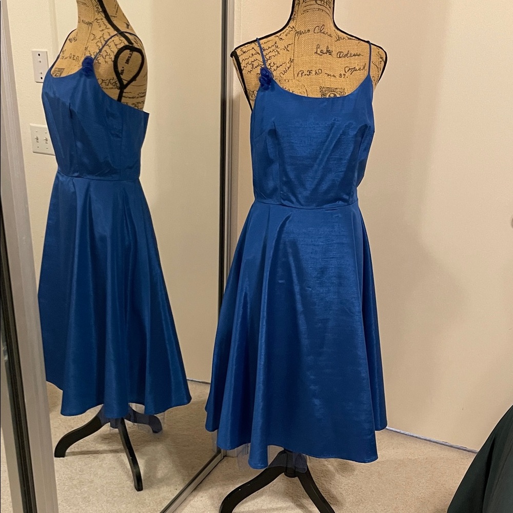Chic Royal Blue Midi Dress